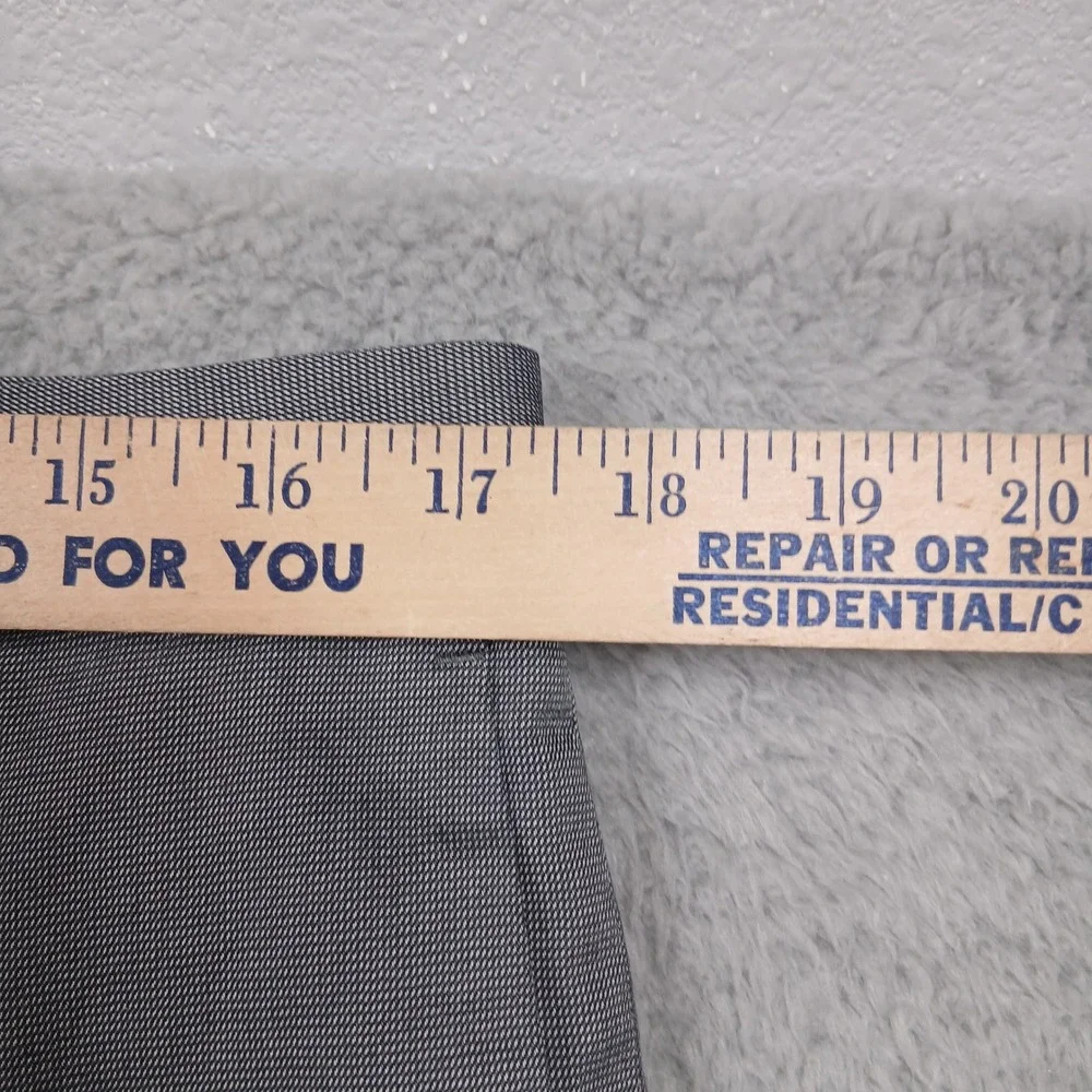 Banana Republic Mens 34x30 Slim Fit Chino Pants Gray‎